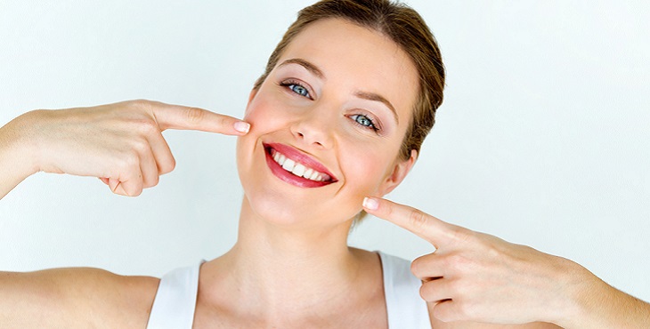 كيف يمكن لإجراءات تجميل الأسنان مساعدتك في استعادة ابتسامتك؟ –  flintwaterinfo